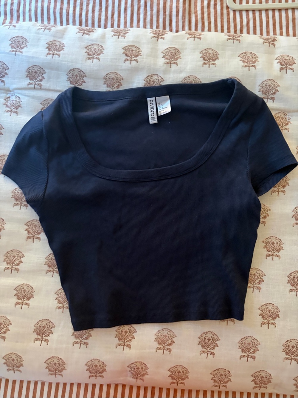 Divided Navy Ribbed Scoop-Neck Crop Top